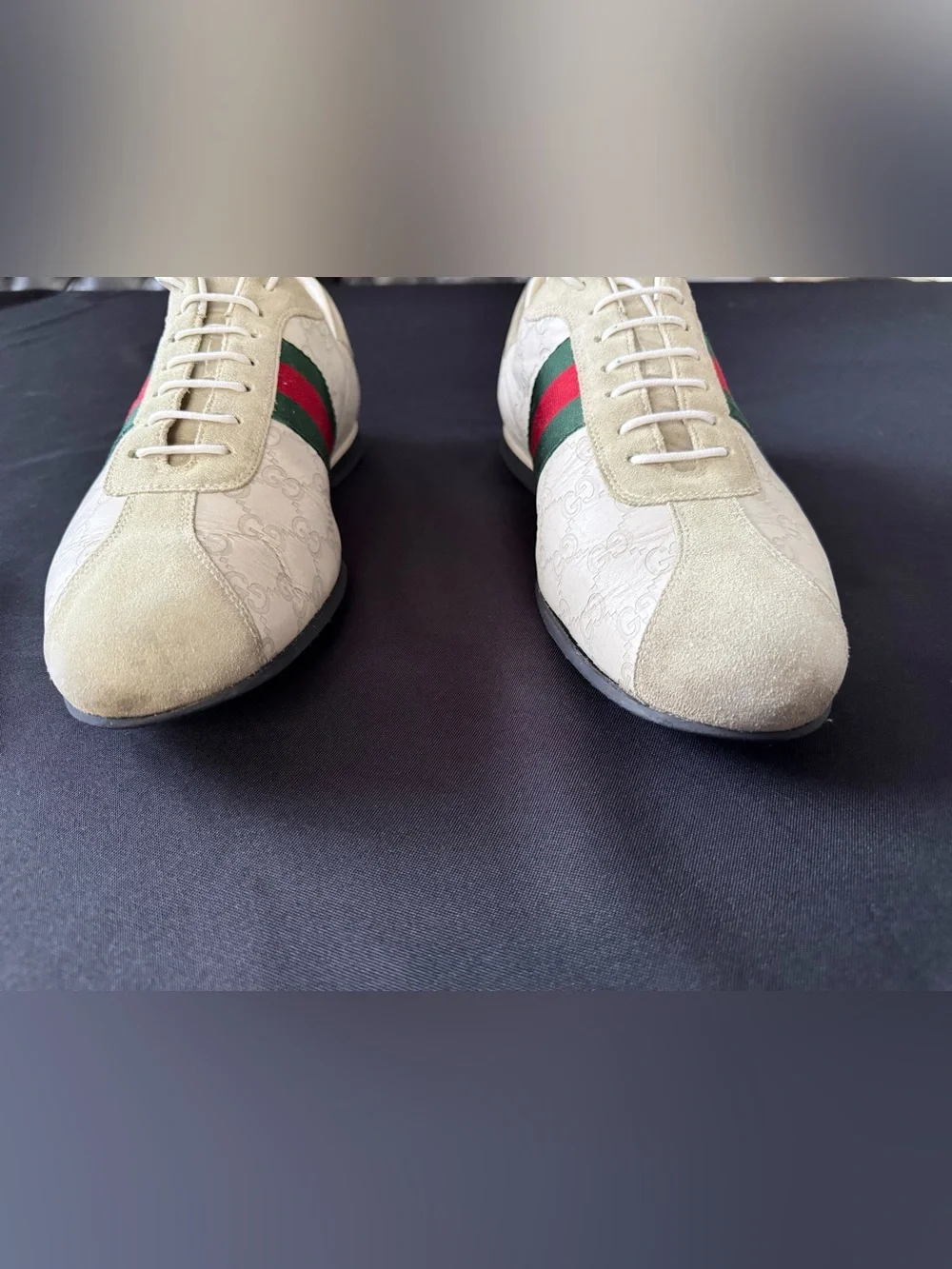 Gucci Men’s Off-White Leather Sneakers with Green and Red Web Stripe